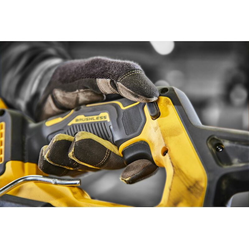 ACCU-LINTZAAG 18V/BODY      DCS378N         DEWALT