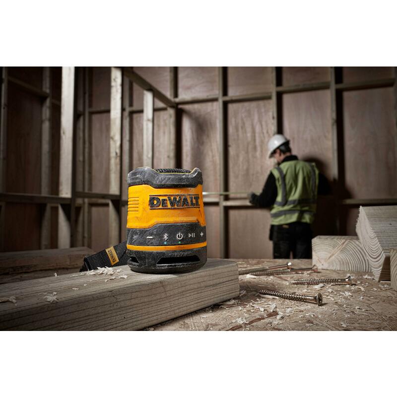 LUIDSPREKER USB-C 3,7V      DCR009          DEWALT