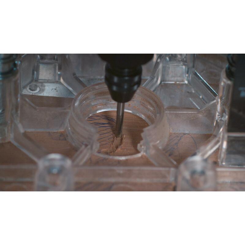 FREZENSET IN HOUTEN KOFFER  660JA      (7ST)DREMEL