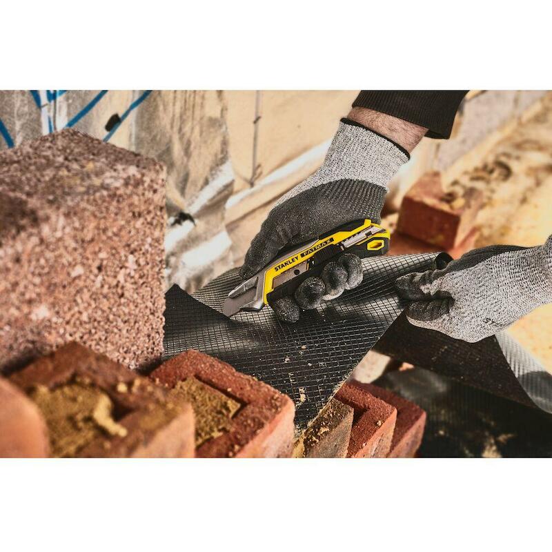 CUTTER FATMAX 18MM          FMHT10594-0    STANLEY