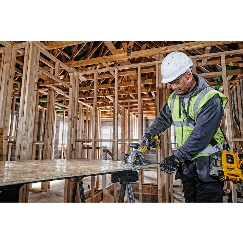 ACCUCIRKELZAAG 18V/BODY     DCS571NT(TSTAK) DEWALT