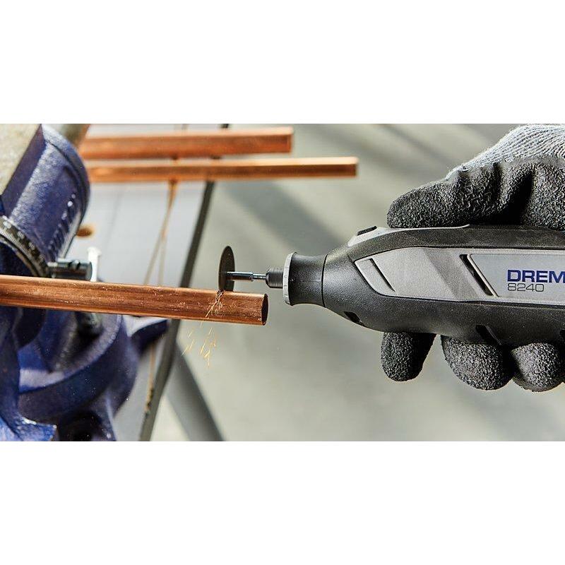 MULTITOOL                   8240 - 3/45     DREMEL
