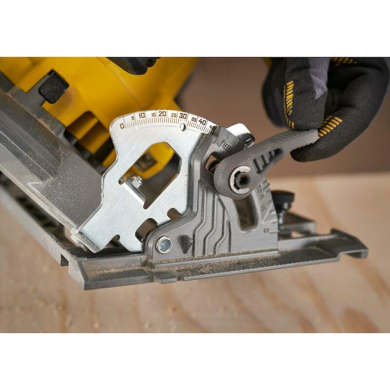 ACCUCIRKELZAAG 18V/BODY     SFMCS551B      STANLEY