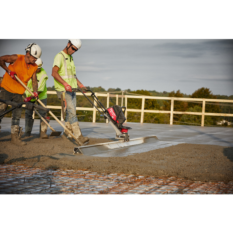 REGLE VIBR.BETON  72V/2X3AH MXF PSC-302  MILWAUKEE