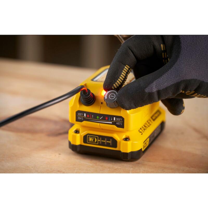 ACCU-SOLDEERBOUT 18V/BODY   SFMCE040B      STANLEY