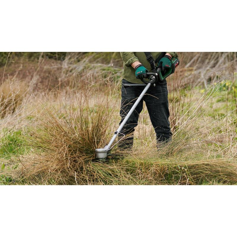 ACCUBOSMAAIER 36V/2AH       ADVANCEDBRUSHCUT 23