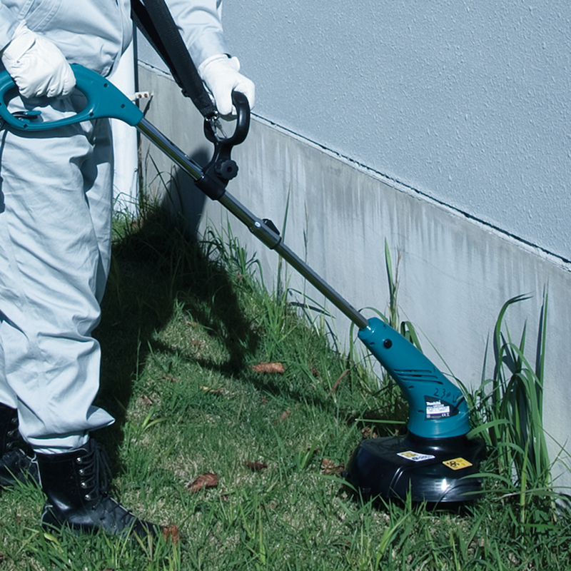 COUPE-HERBE ÉLECTRIQUE  450 W - UR3000 - MAKITA