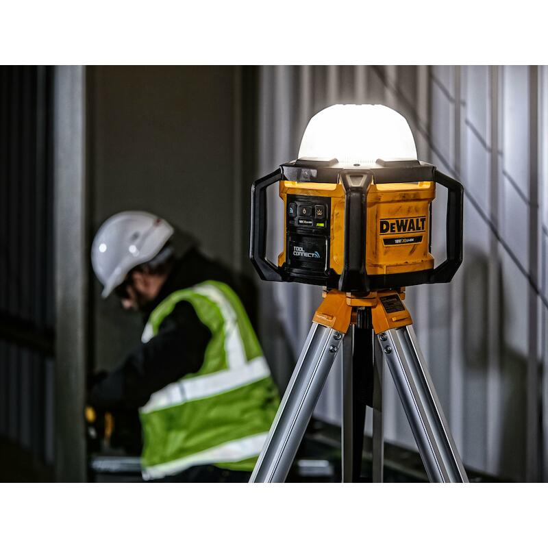 LAMPE DE CHANTIER 18V/BODY  DCL074          DEWALT