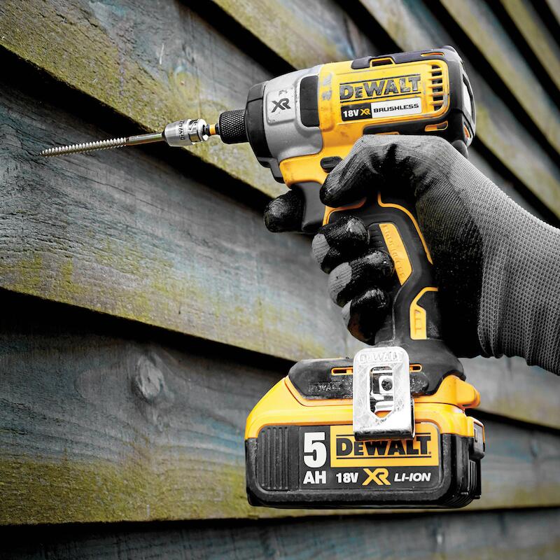 ACCUSLAGSCHROEV.18V/2X5AH   DCF887P2(TSTAK) DEWALT