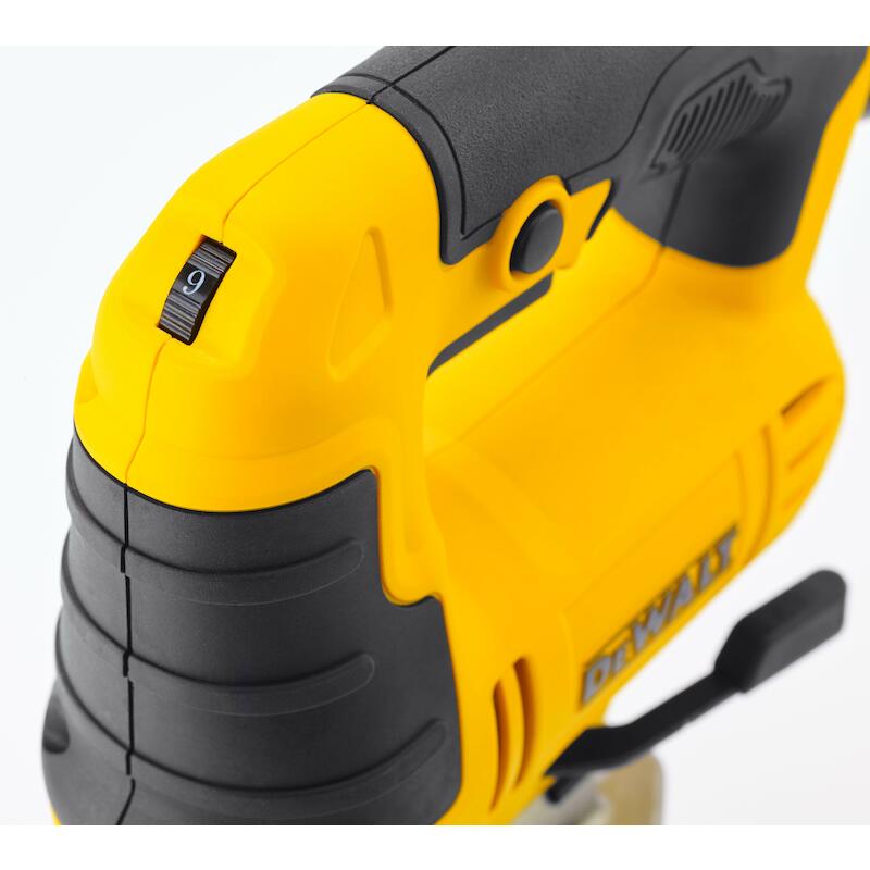 DECOUPEERZAAG 650W          DWE349          DEWALT