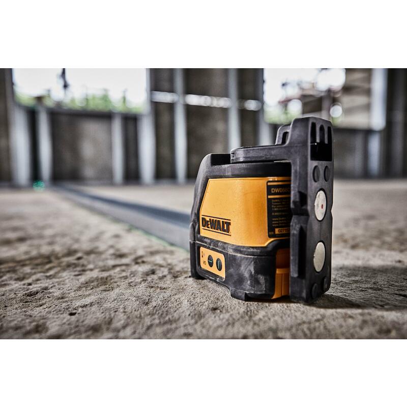 LASER EN CROIX 2P.VERT 15M  DW088CG 3XAA    DEWALT
