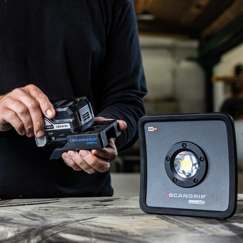 ACCUWERFLAMP 18V/BODY       NOVA 2 CONNECT SCANGRI