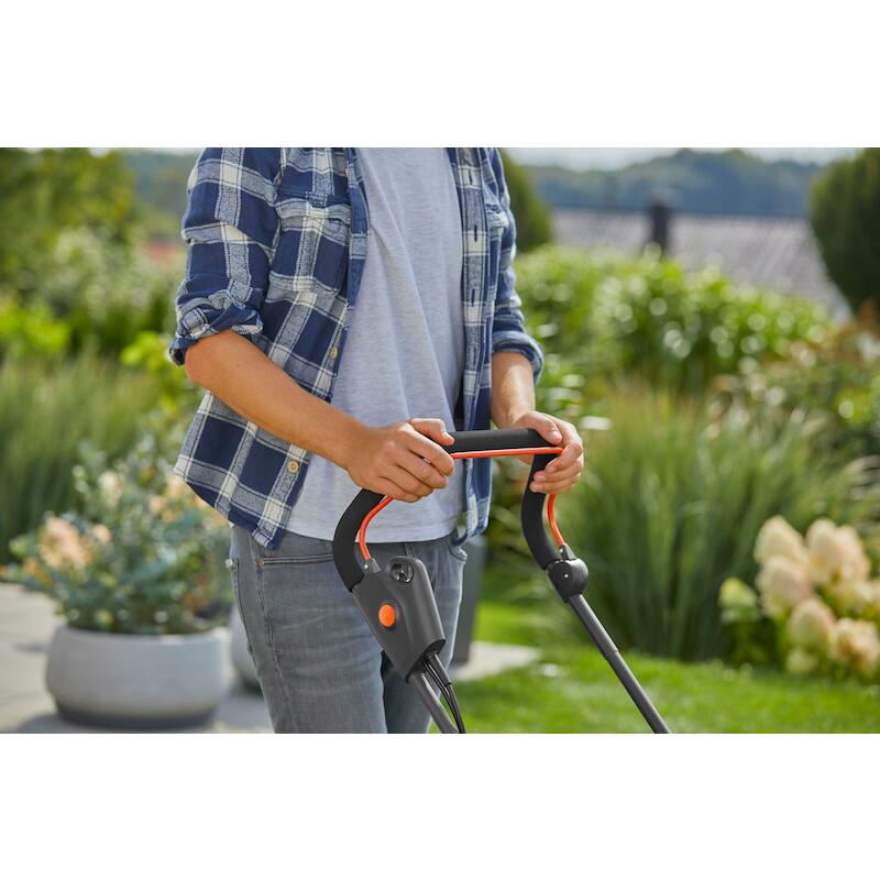 TONDEUSE GAZON 1800W/37MM   POWERMAX       GARDENA