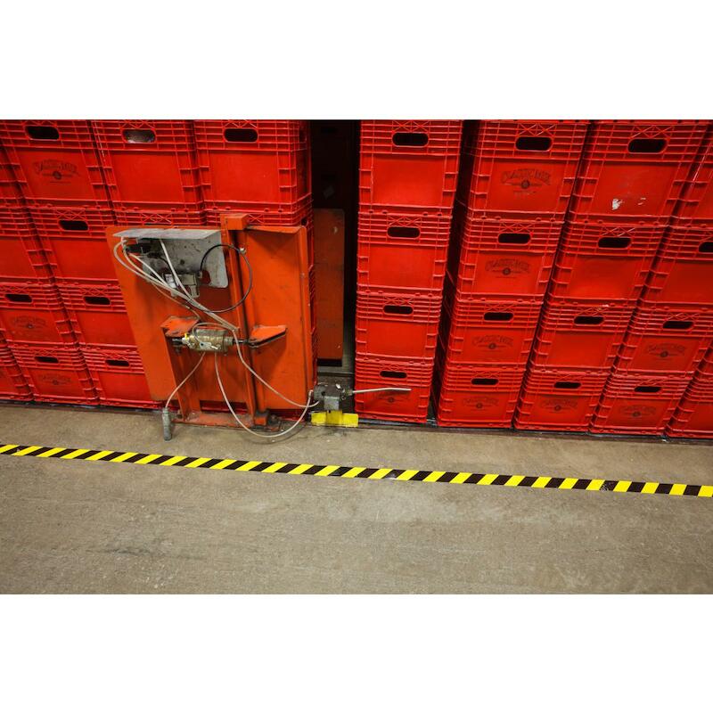 VLOERMARKERINGSTAPE - BRADY 058223 - ZWART 75 MMX33 M