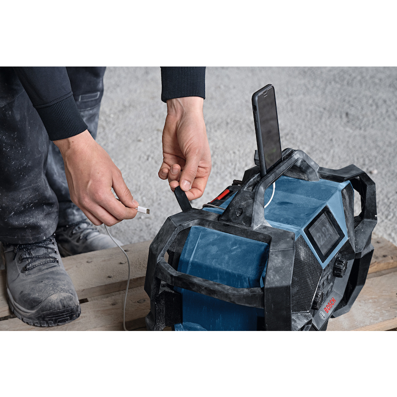 ACCU-RADIO 18V 2XAAA        GPB 18VH-6 SRC   BOSCH