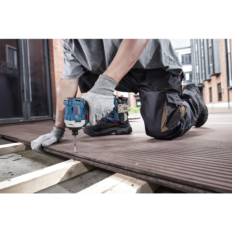 ACCU-MACHINESET 18V/2X5AH   0615A50090       BOSCH