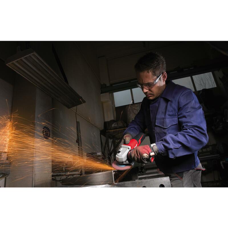 MEUL.D'ANGLE 1550W/125MM    AGV 15-125 XE MILWAUKE