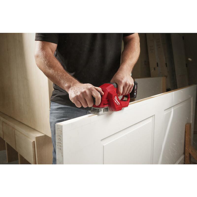 ACCUSCHAAF 12V/BODY         M12 BLP-0X   MILWAUKEE