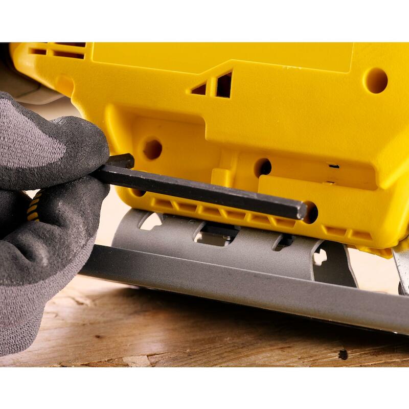 ACCUDECOUPEERZAAG 18V/BODY  SFMCS600B      STANLEY