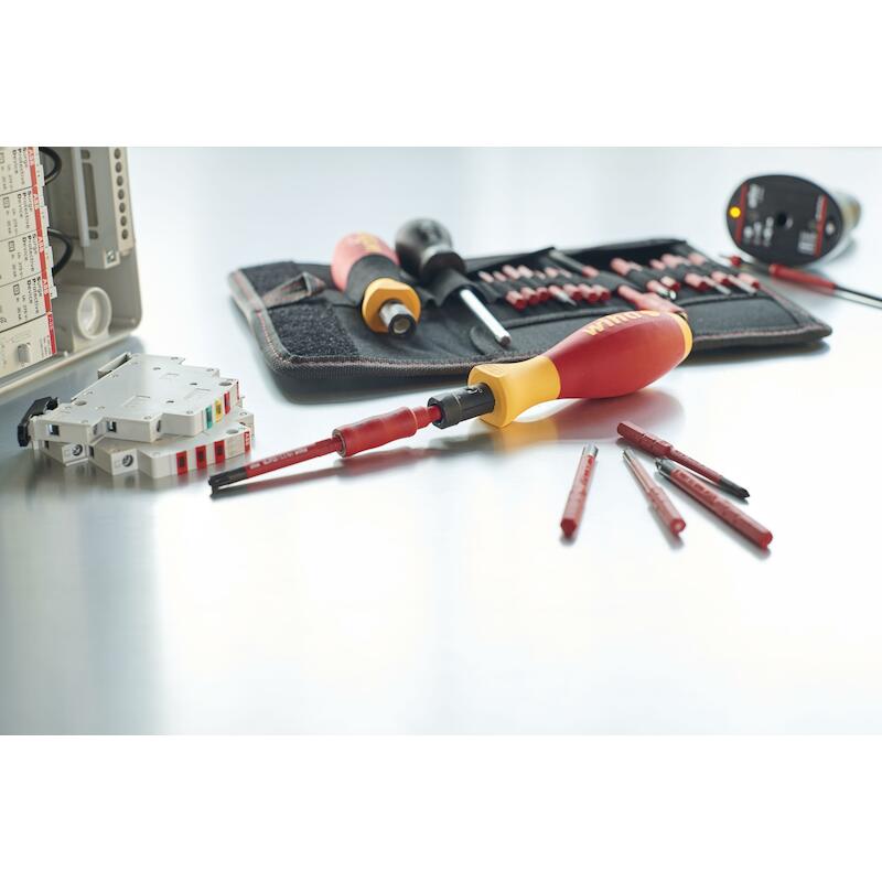 MOMENTSCHROEVENDRAAIERSET TORQUEVARIO-S ELECTRIC 0,8-5,0 NM ASSORTI 19-DELIG VARIABEL INSTELBARE MOMENTBEGRENZING INCL. OPVOUWBAAR ETUI - 2872T18 - WIHA