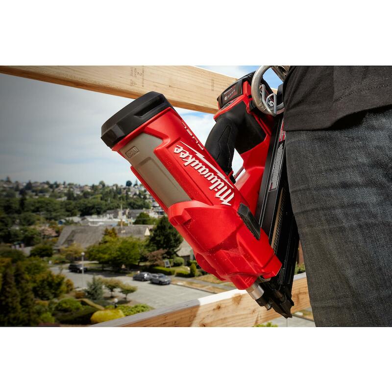 CLOUER/ACCU 18V/2X5AH       M18 FFN-502C MILWAUKEE
