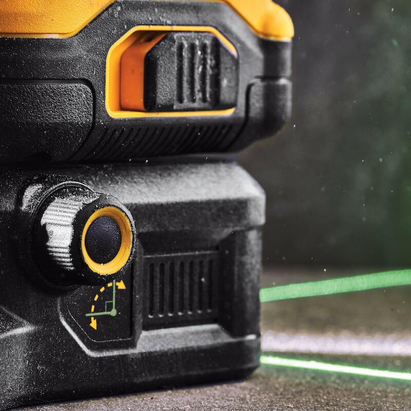 MULTILIJNLASER 12-18V/2AH   DCE089D1G18     DEWALT
