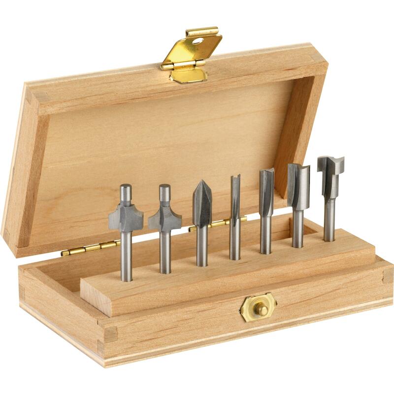 FREZENSET IN HOUTEN KOFFER  660JA      (7ST)DREMEL