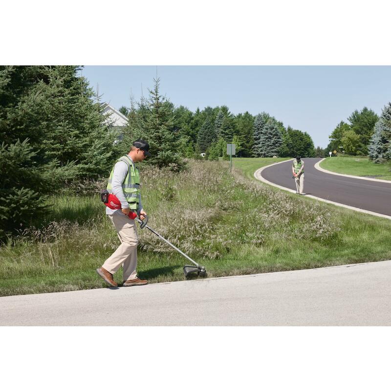 ACCU-GRASTRIMMER 18V/2X8AH  M18 FGTR-802 MILWAUKEE