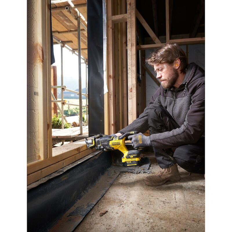 ACCU-RECIPROZAAG 18V/BODY   SFMCS311B      STANLEY