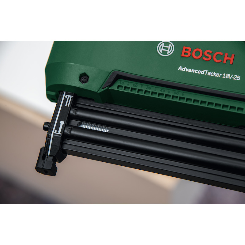 ACCU-NIETMACHINE 18V/BODY   ADVANCEDTACKER   BOSCH