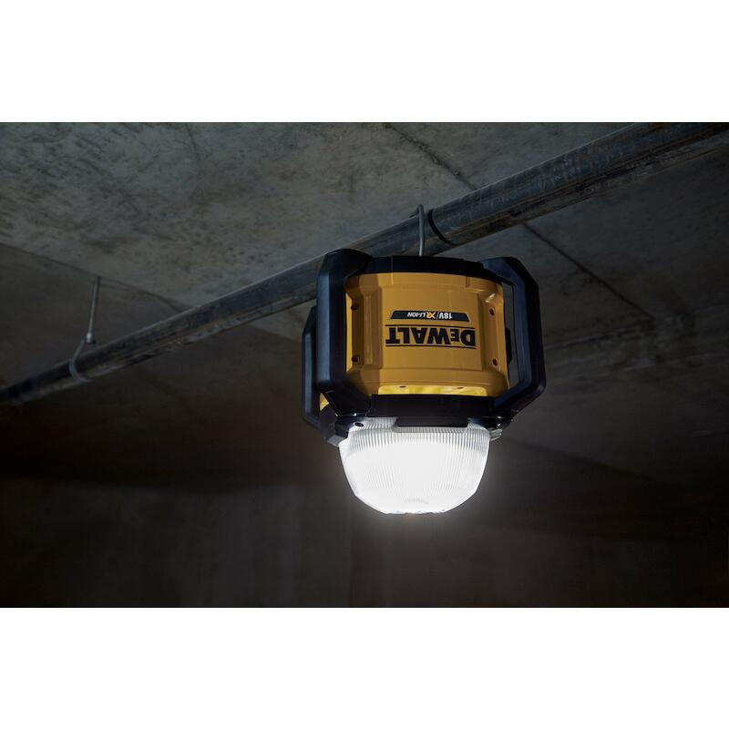 LAMPE DE CHANTIER 18V/BODY  DCL074          DEWALT