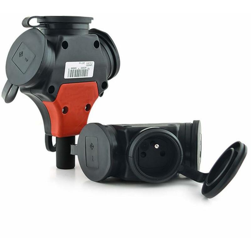 PRISE À CLAPET TRIPLE 2P+T  LM 48300          LUMX