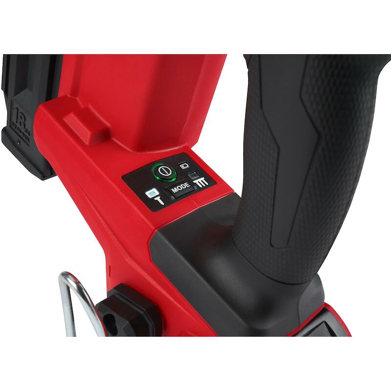 CLOUEUR/ACCU 18V/2X2AH      M18 FN18GS-202X MILWAU