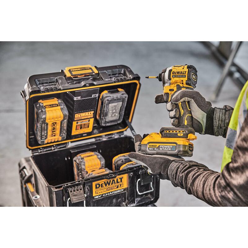 CHARGEUR/COFFRE 18-54V      DWST83471 TOUGHSYSTEM