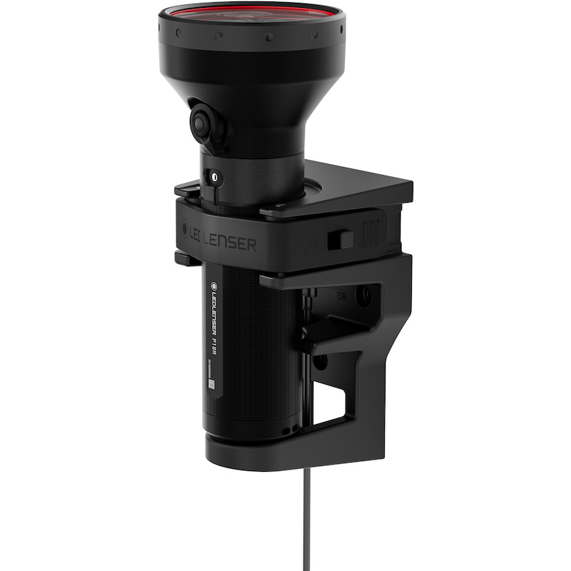 Ledlenser - Rechargeable flashlight - P18R - 6500 lm - 600 m - 45 h - IP68 - 03384179