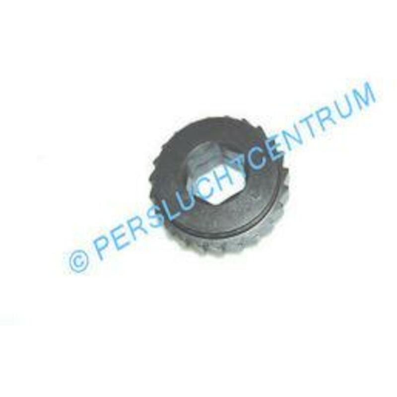 FUJI       W-275540-37 SLEUTEL 17