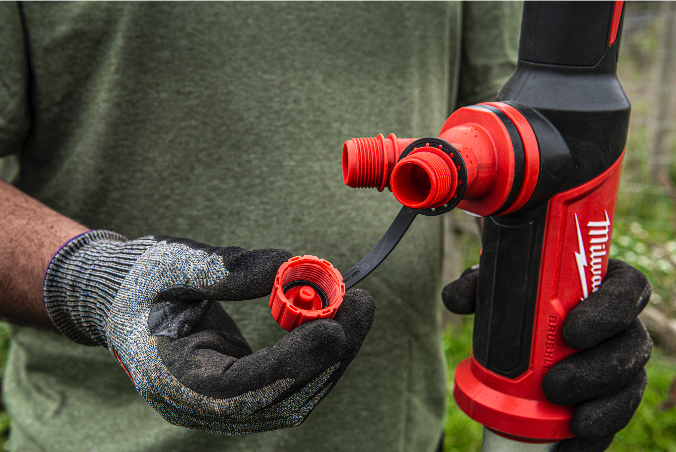 ACCU-STAAFWATERPOMP 18V/8AH M18 BLSWP-801     MILW