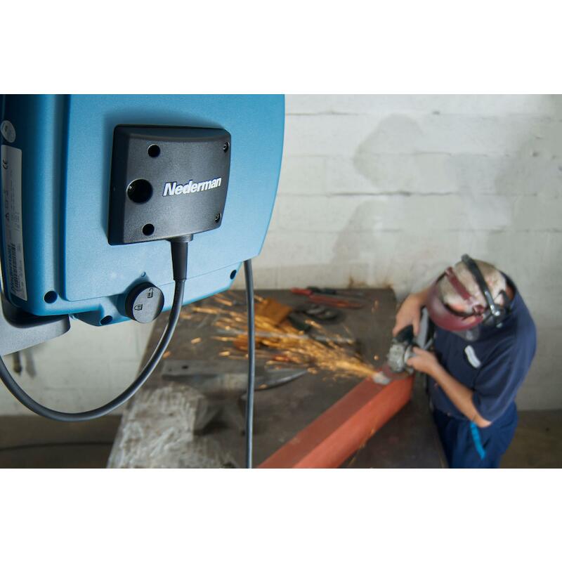 KABELHASPEL Z.EUROST.3X1,5  C20 L=12M IP44 NEDERMA