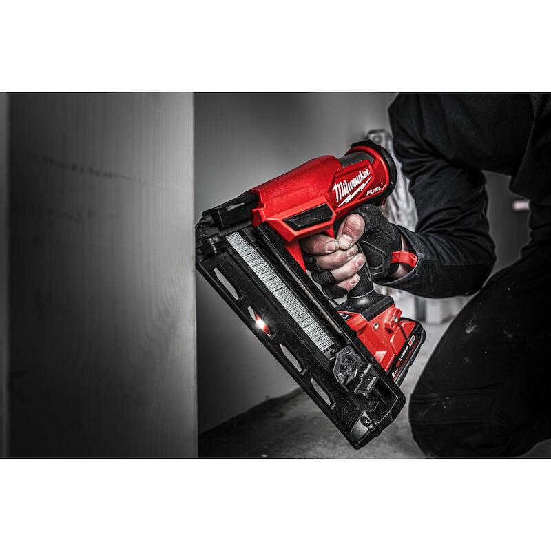 ACCU-NIETMACHINE 18V/2X2AH  M18 FN16GA-202X MILWAU