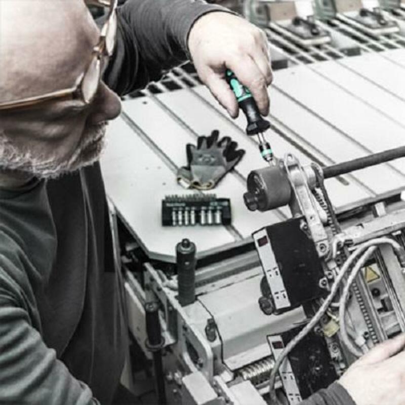 WERA SERIE 7400 KRAFTFORM INSTELBARE MOMENTSCHROEVENDRAAIER (2,5 - 29,0 IN. LBS.) MET RAPIDAPTOR SNELWISSELHOUDER (5 IN. LBS.)