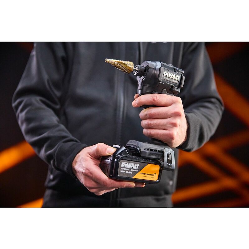 ACCUSLAGSCHROEV.18V/2X5AH   DCF86MP2T       DEWALT