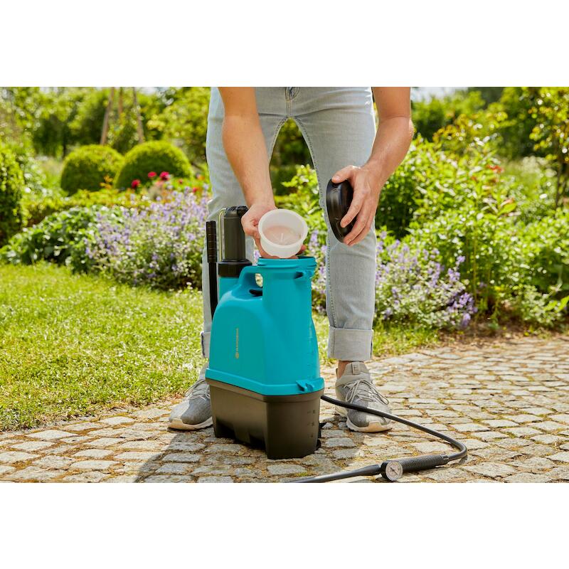 PULVERISATEUR A DOS 12L     111            GARDENA