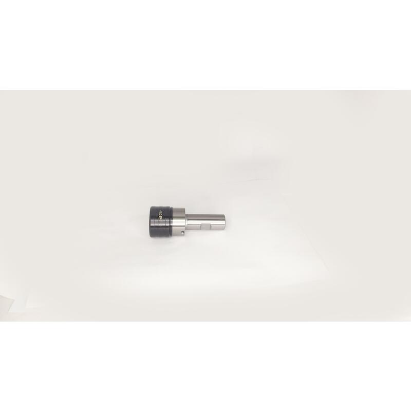 ADAPTATEUR PORTE-TARAUD     M6M20D32X61X31     4MP