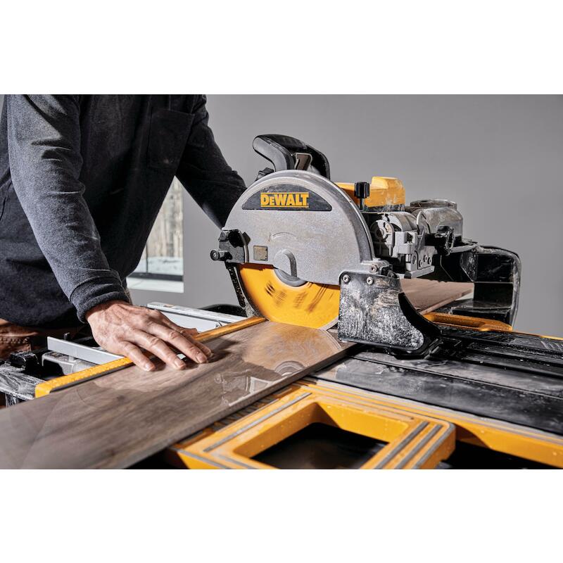 TEGELZAAG 910W              D36000          DEWALT
