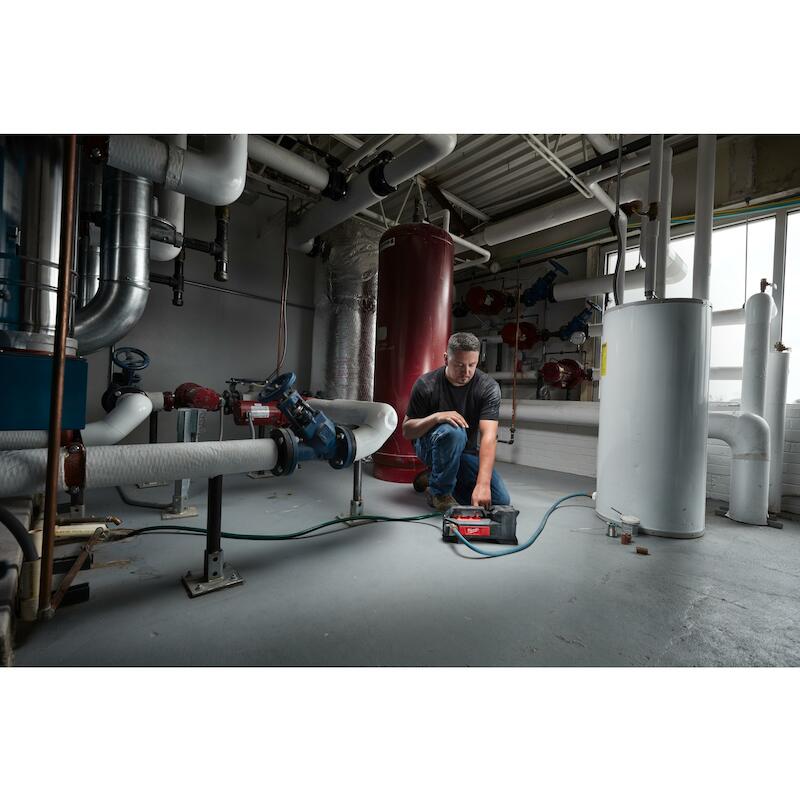 POMPE À EAU ACCU 18V/BODY   M18 BTP-0    MILWAUKEE