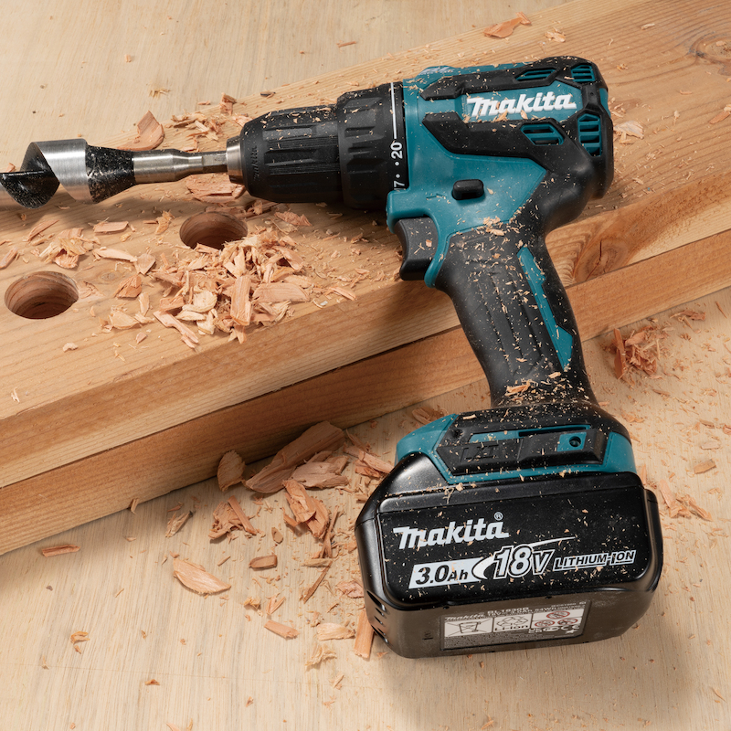 ACCUBOORSCHROEFM.18V/2X4AH  DDF490 (MAKPAC) MAKITA