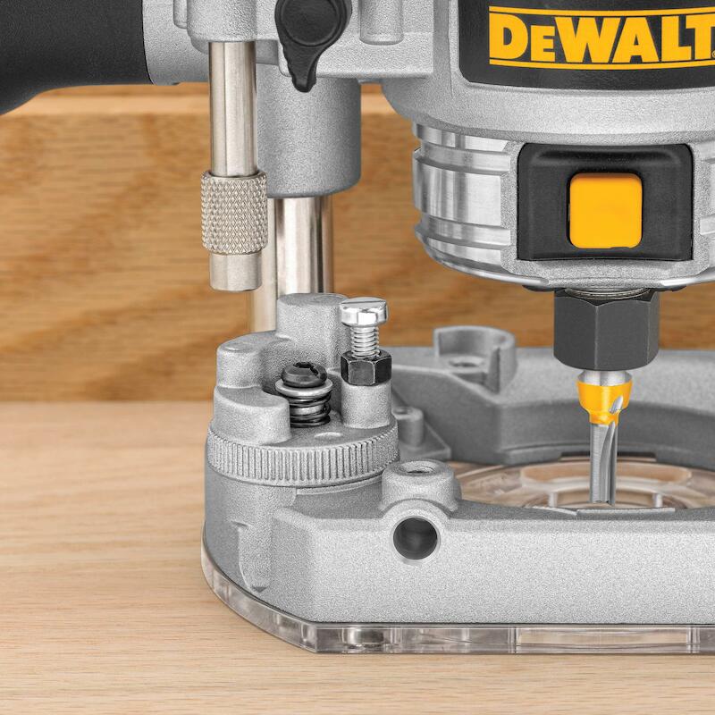 INVAL-/KANTENFREES 900W     D26203          DEWALT