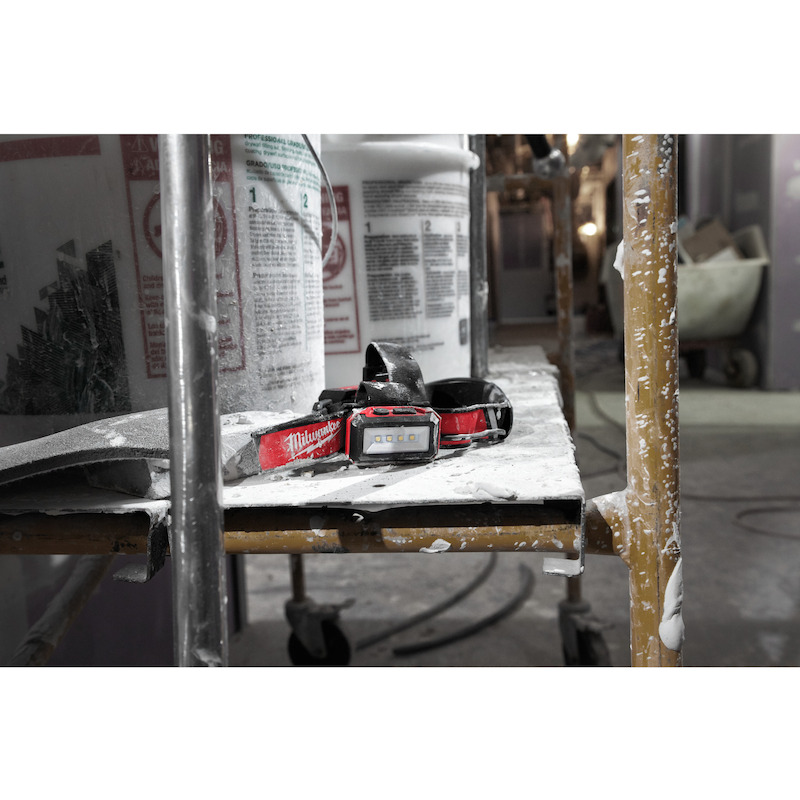 LAMPE FRONTALE USB RECHARG. L4 HLRP-301  MILWAUKEE