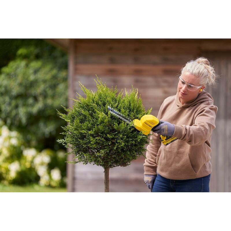 ACCU-GRASSCHAAR 18V/BODY    STCSS20B       STANLEY