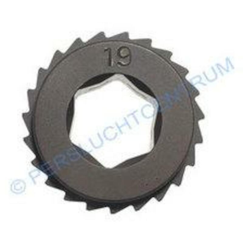 FUJI       W-275540-36 SLEUTEL M19